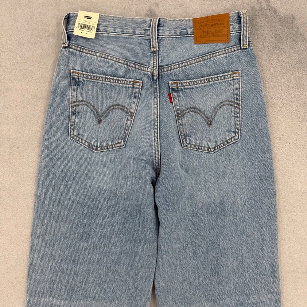 Levis Premium Ribcage Wide Leg Super High Rise Jeans Light Wash Women's 26x32 - Picture 13 of 16